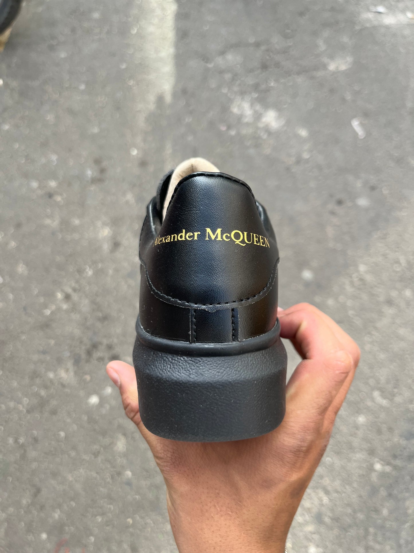 Alexander McQueen 'Black Leather' (1.1)