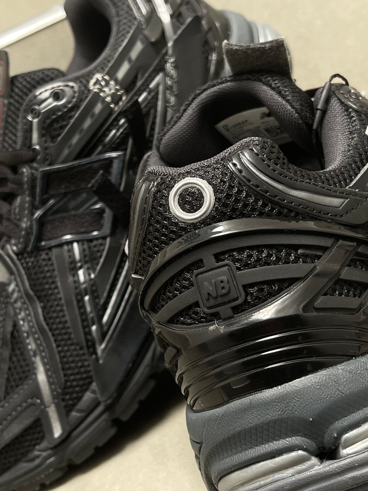 New Balance 1906R Black