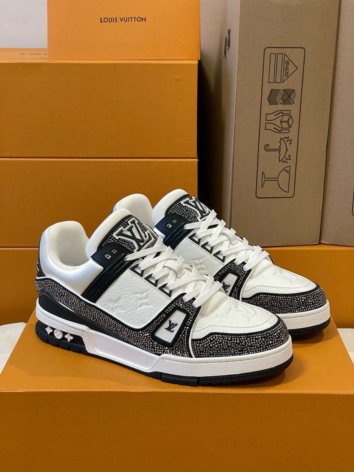LV Louis Vuitton