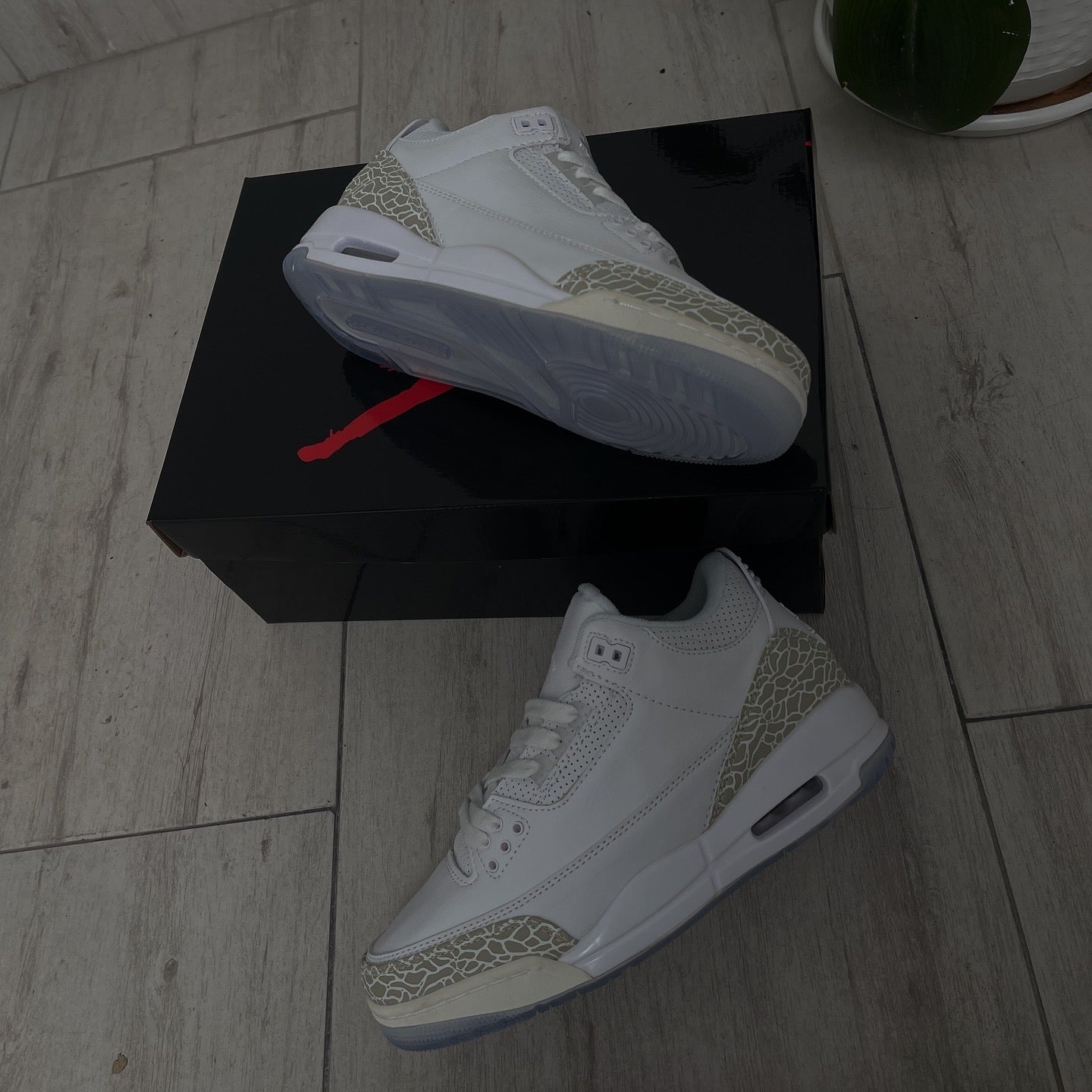 Jordan 3 Retro Triple White