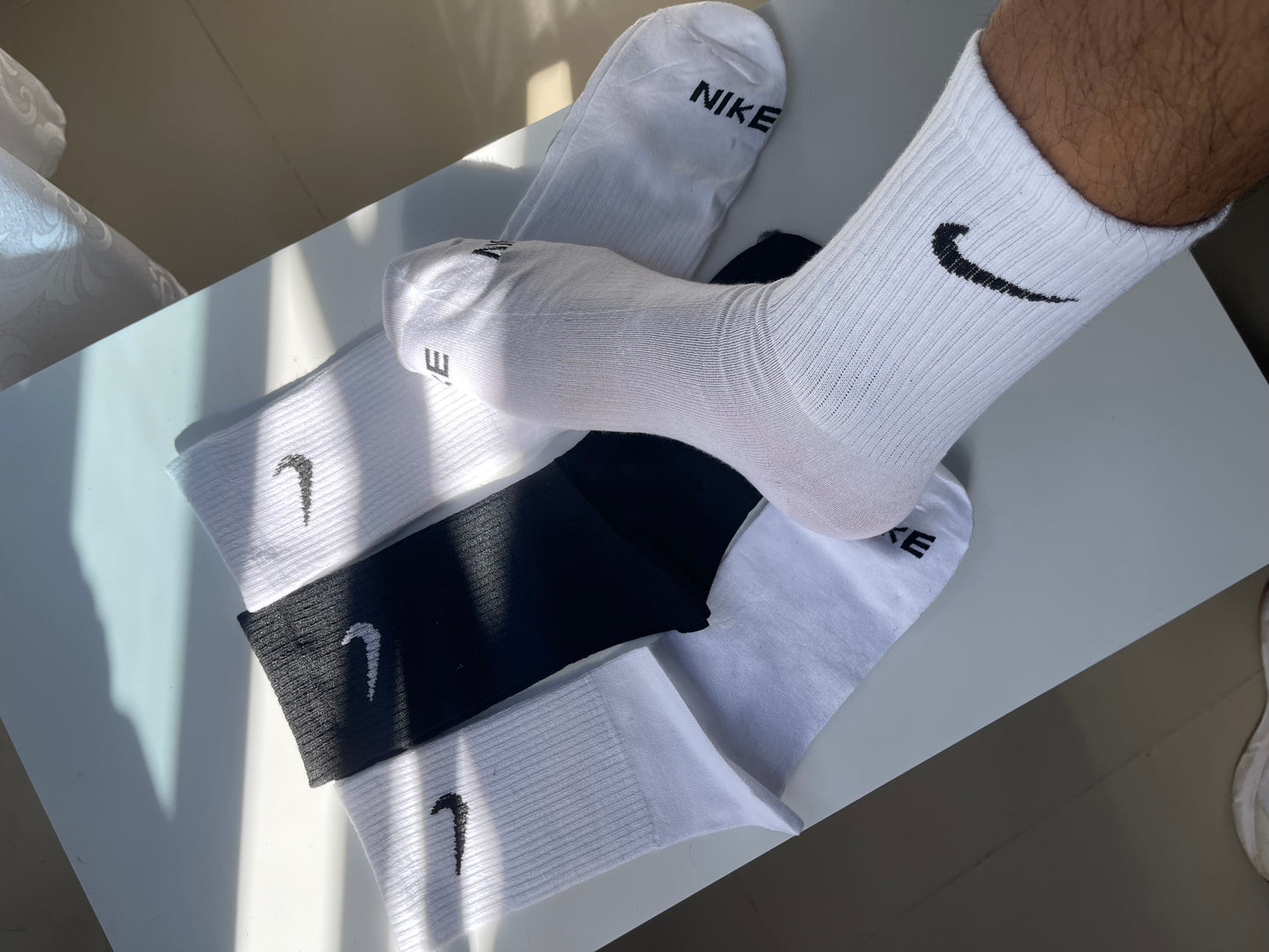 Medias Nike Caña Alta x3 – Comodidad y Estilo Streetwear