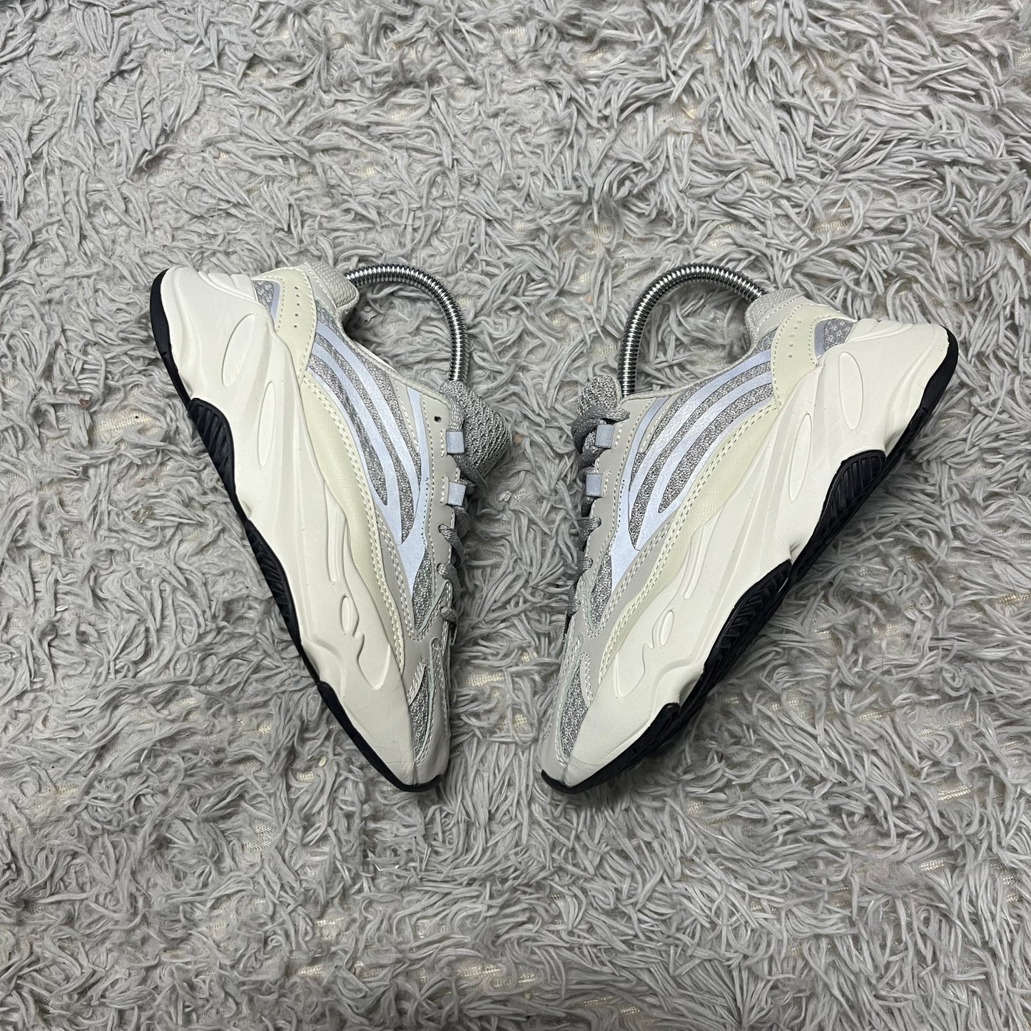Adidas Yeezy 700 Grey (1.1)