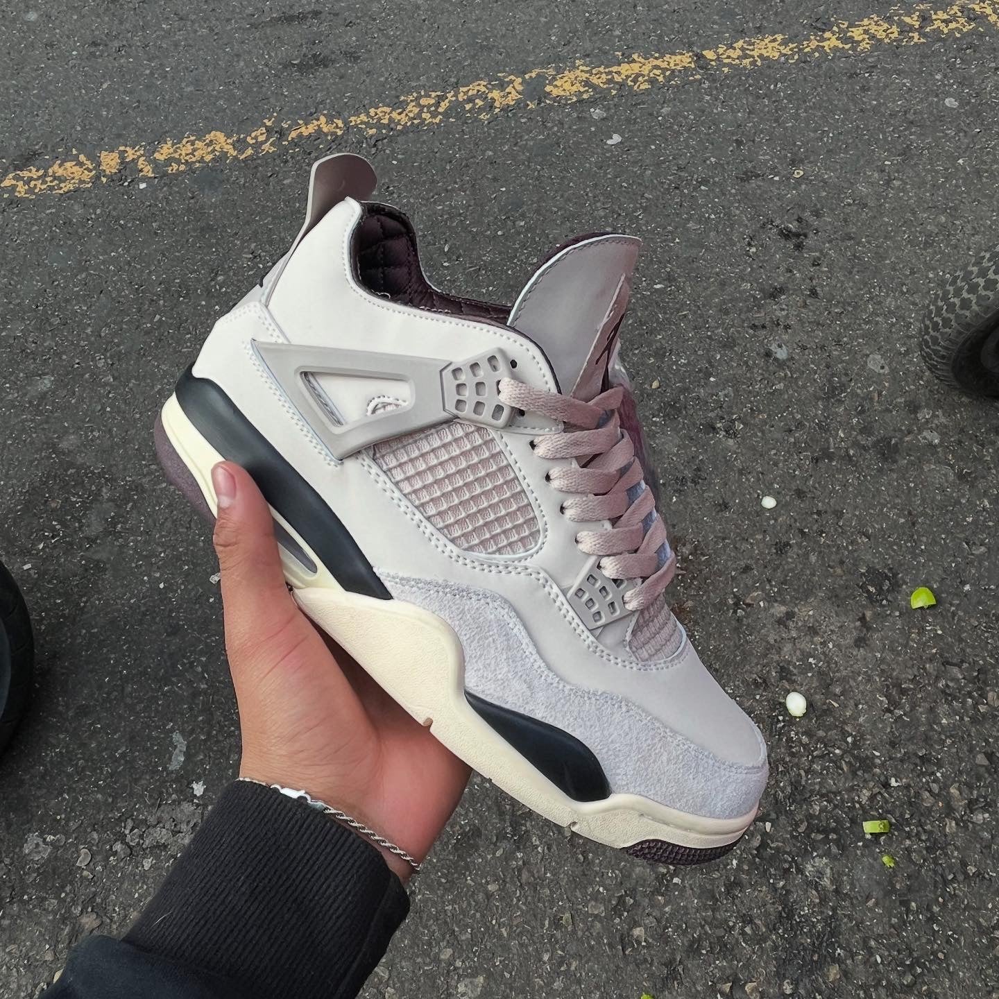 Air Jordan Retro 4 'A Ma Maniére' (1.1)