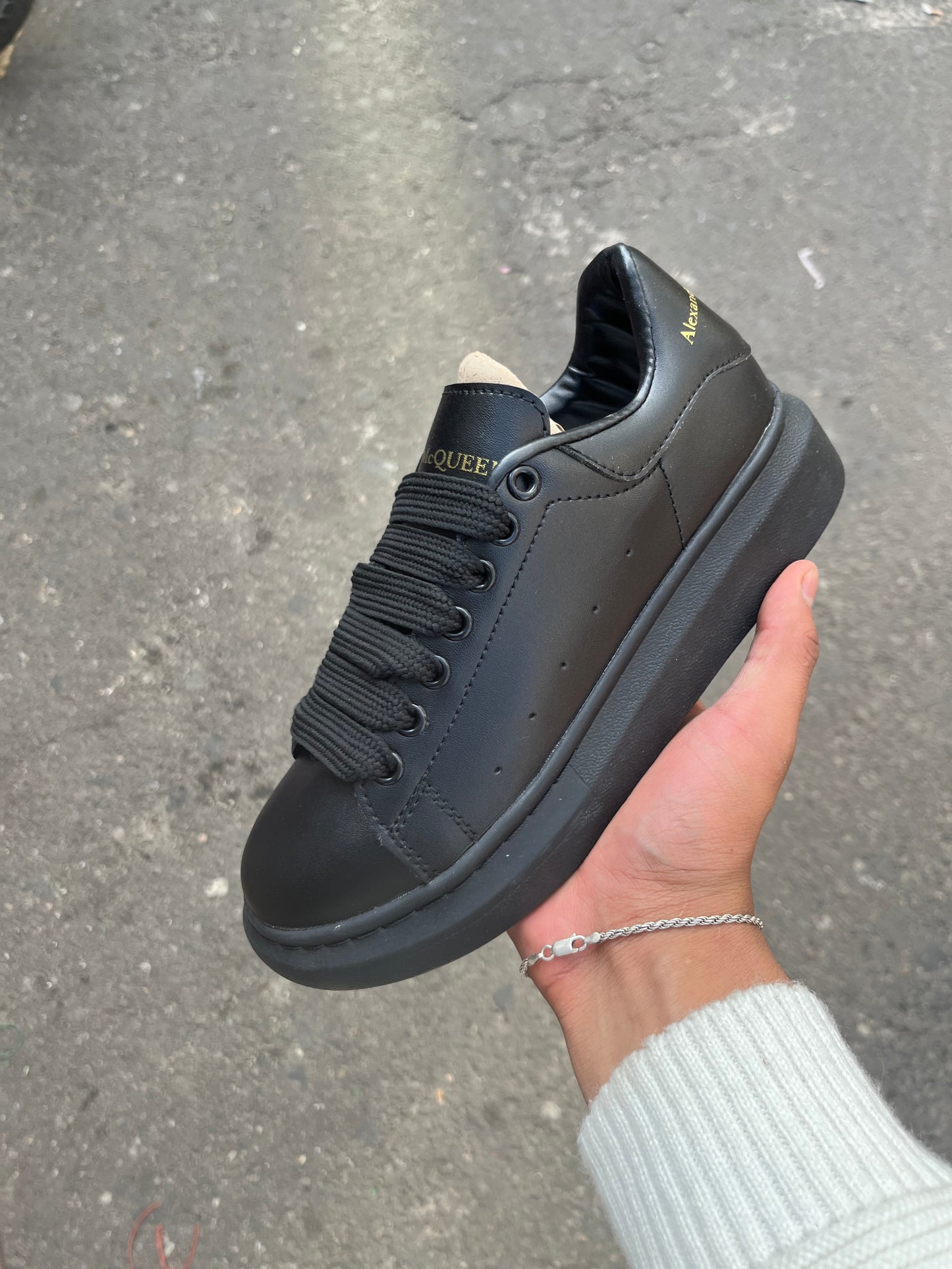 Alexander McQueen 'Black Leather' (1.1)