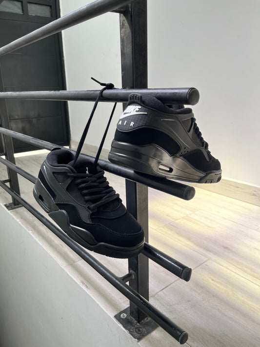 Jordan 4 RM "Black Cat"