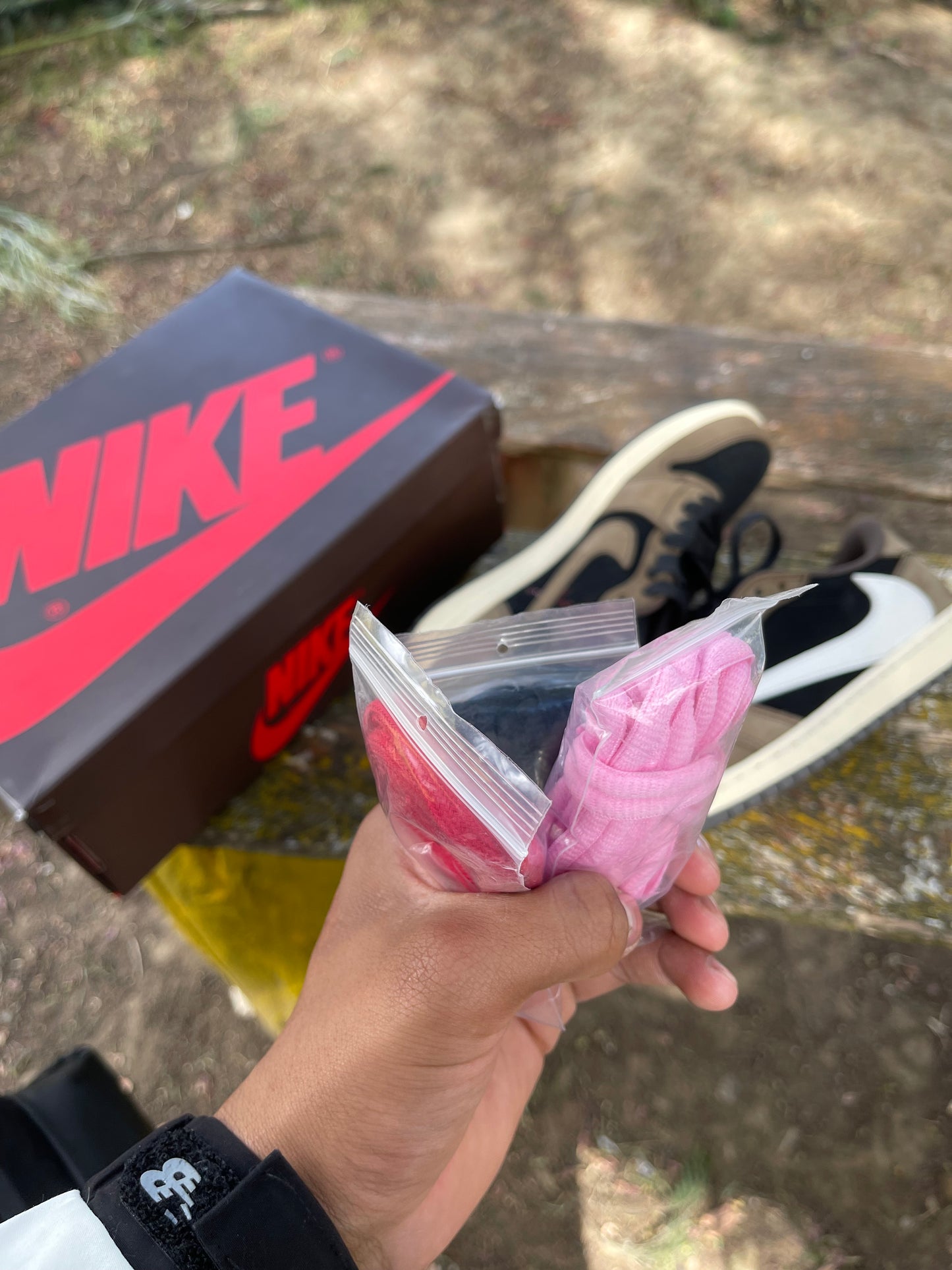 Nike R1 Low Travis Scott “Mocha”