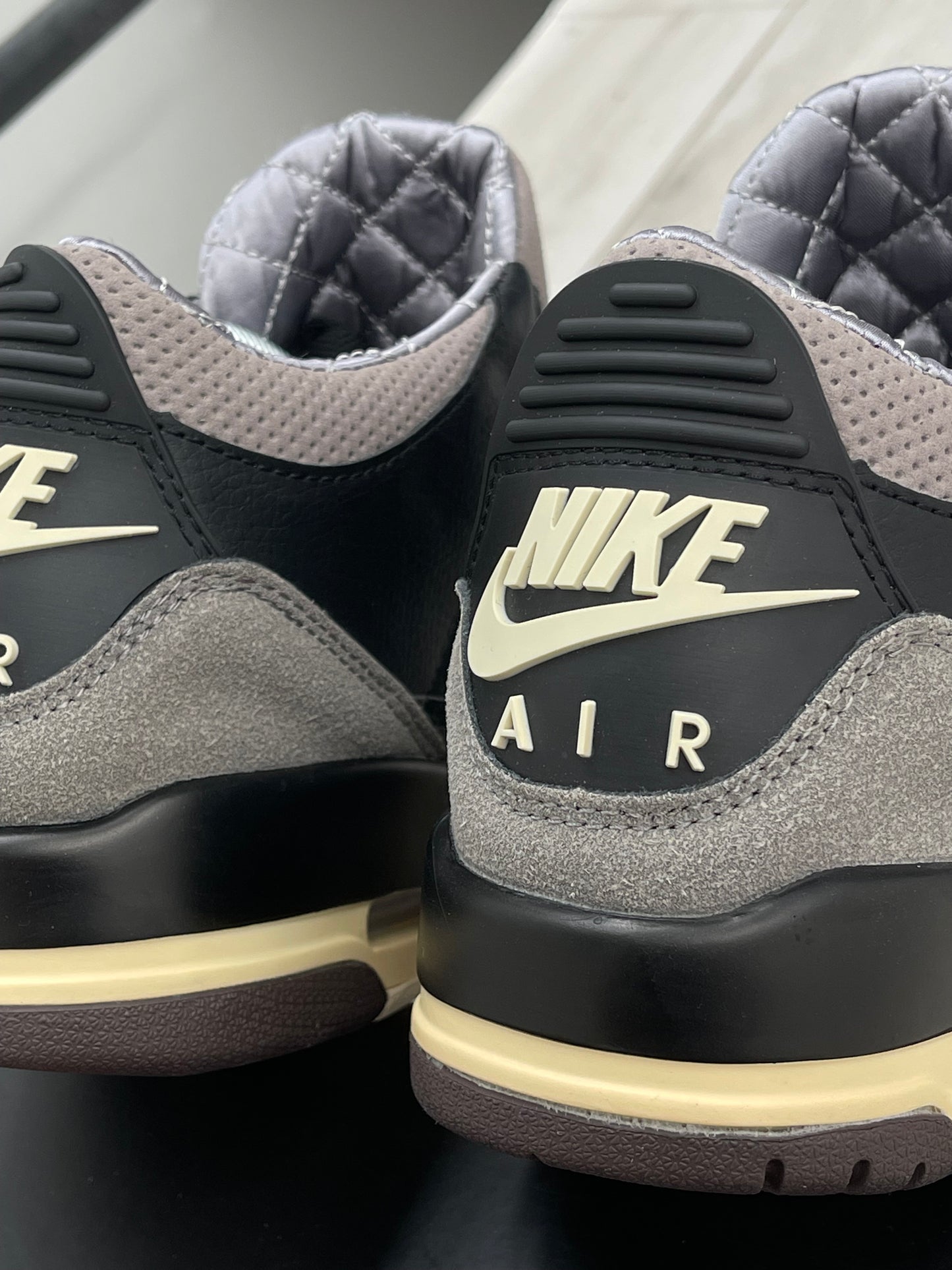 Jordan Retro 3 x A Ma Maniére