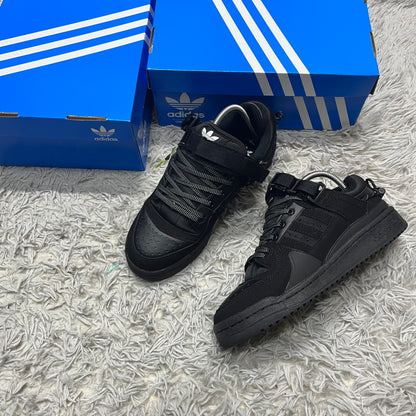 Bad Bunny Forum Black (1.1)