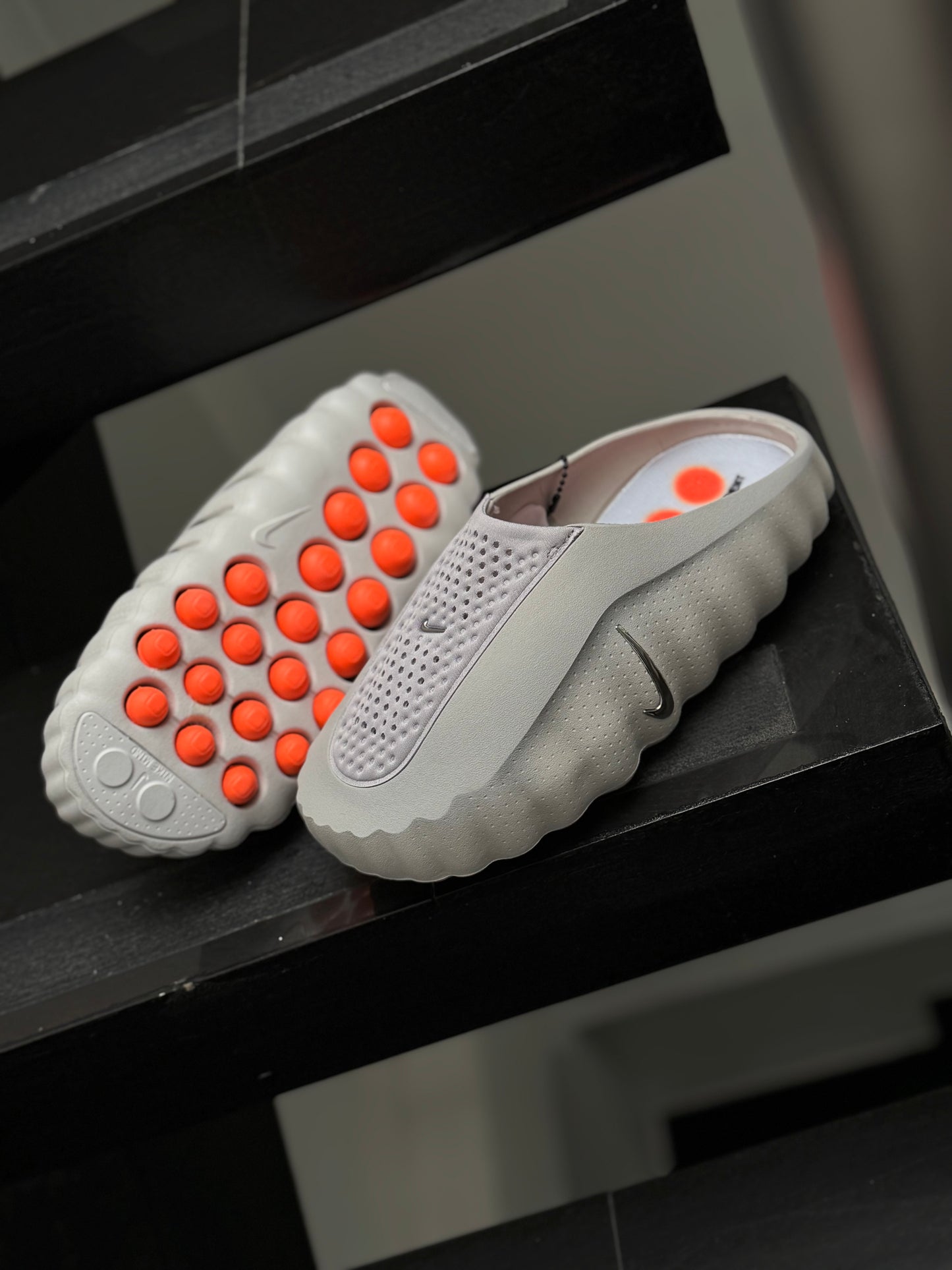 NIKE MIND 001