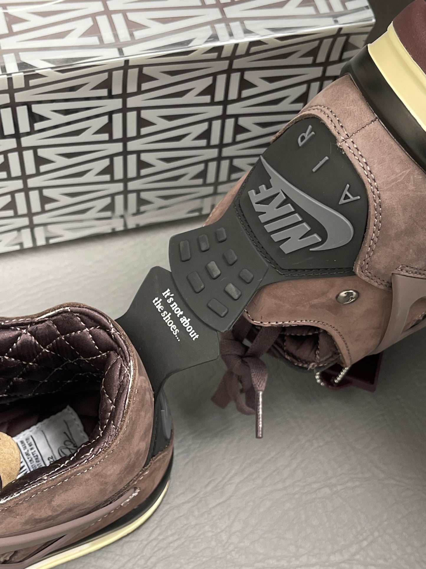 Air Jordan 4 x A Ma Maniére “Violet Ore”