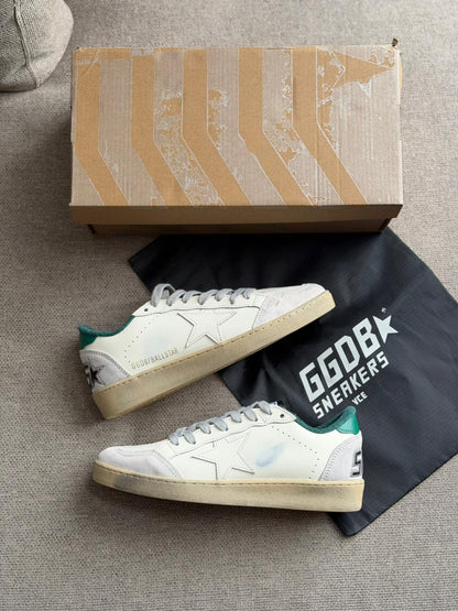 GOLDEN GOOSE