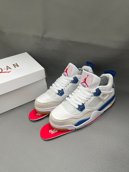 Jordan Retro 4 SB NAVY