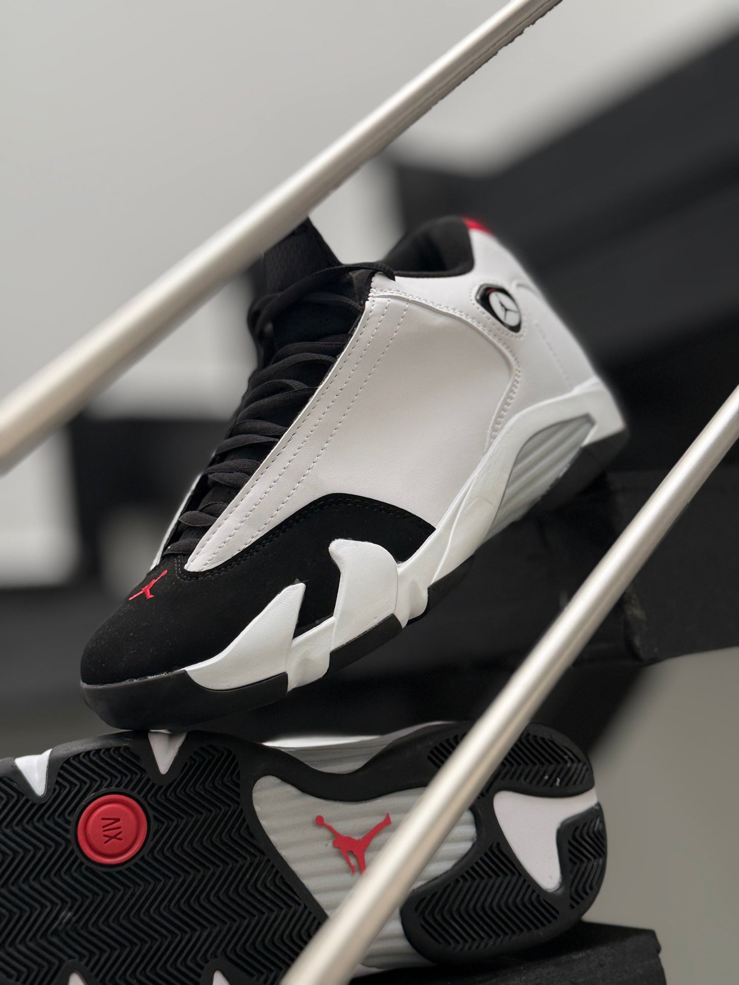 AIR JORDAN RETRO 14
