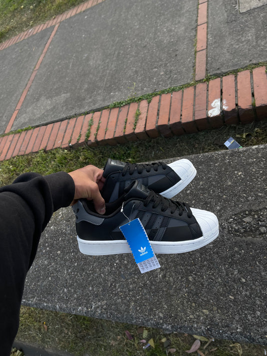 Adidas Superstar Negra Reflectiva