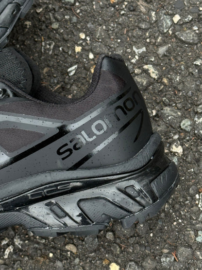 Salomón XT-6