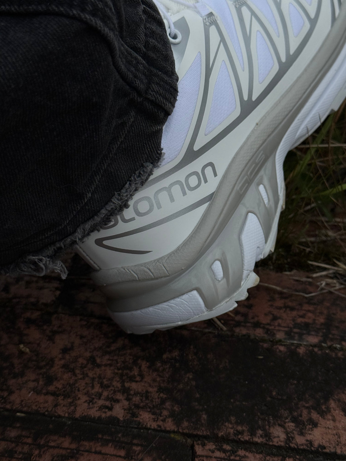 Salomón XT-6