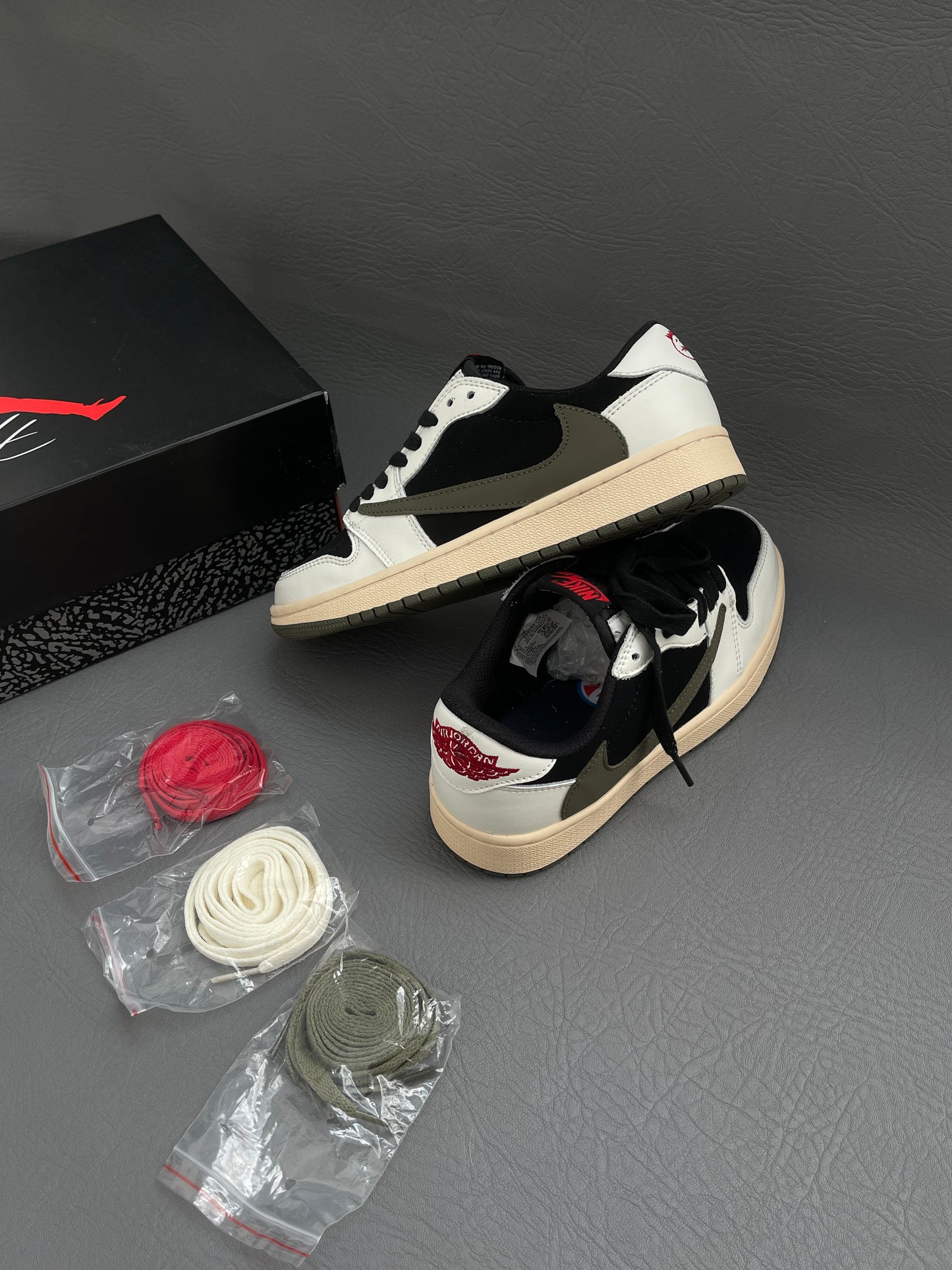 Nike Retro 1 Travis Scoot