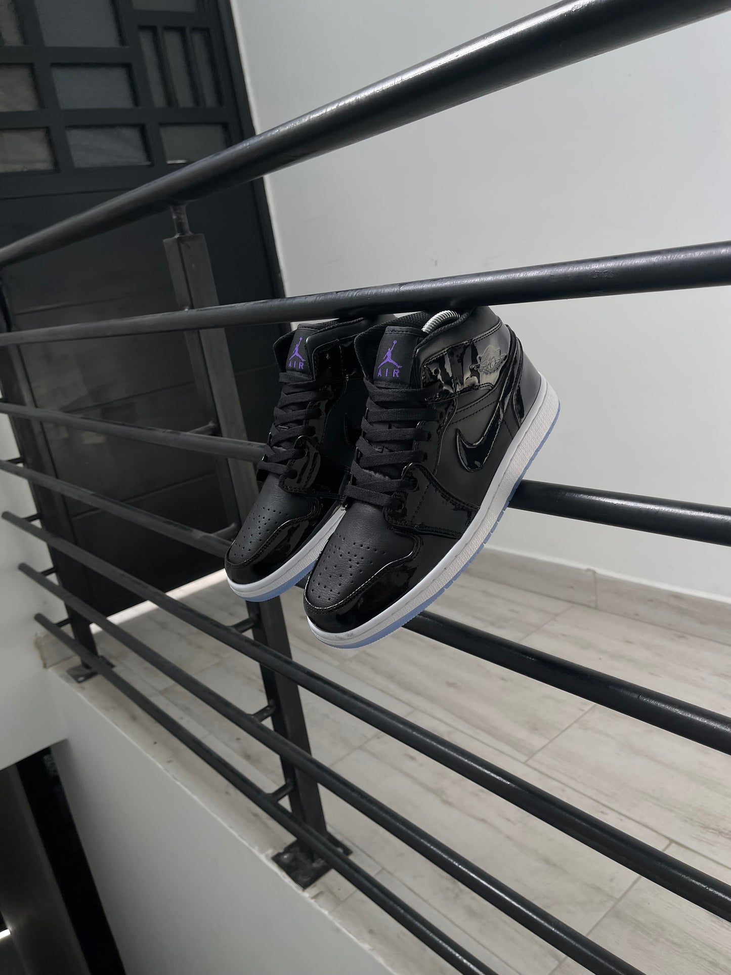 Air Jordan Retro 1 'Space Jam' (1.1)
