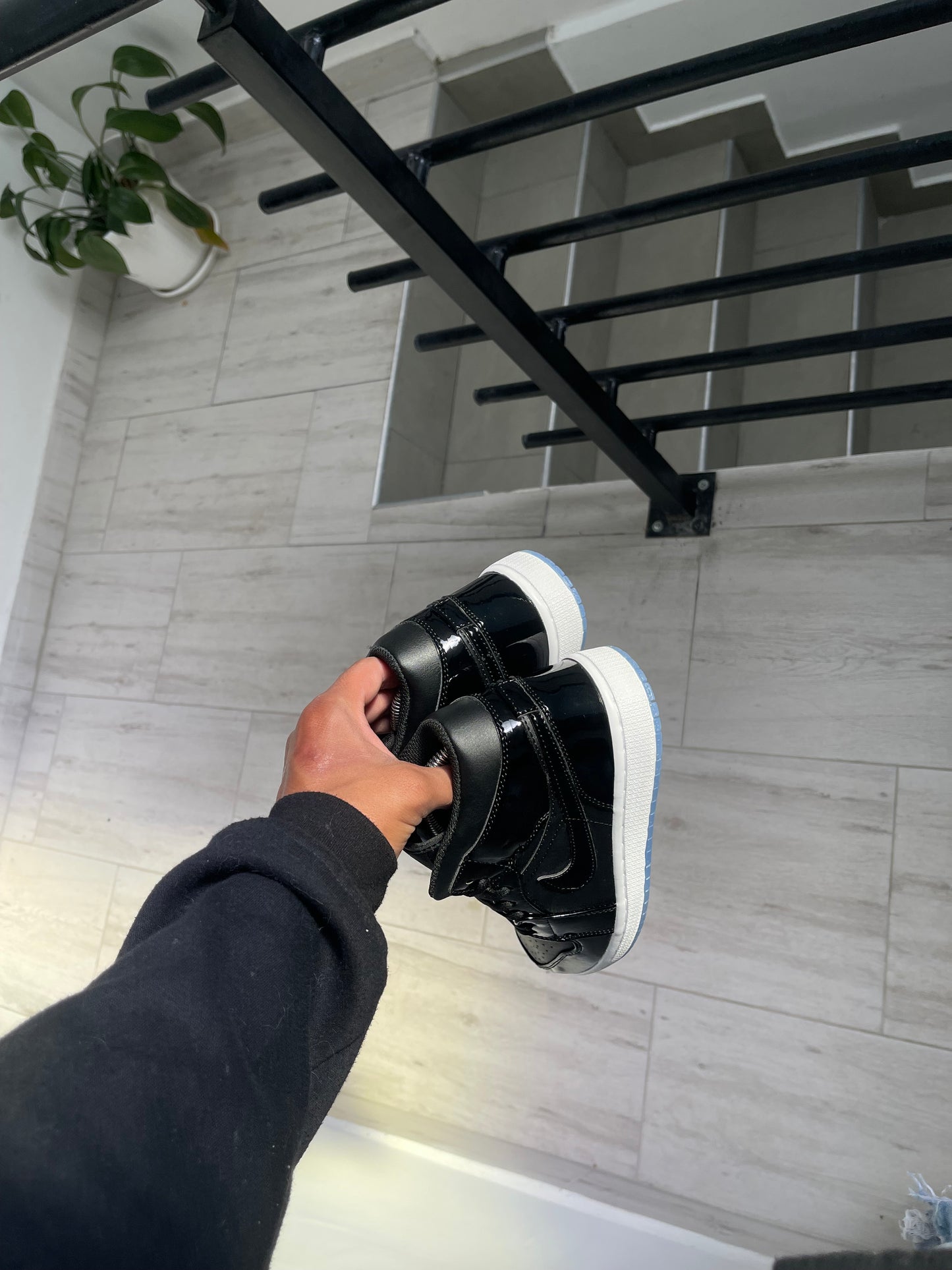 Air Jordan Retro 1 'Space Jam' (1.1)