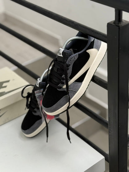 Nike Air Jordan 1 Low Travis Scott