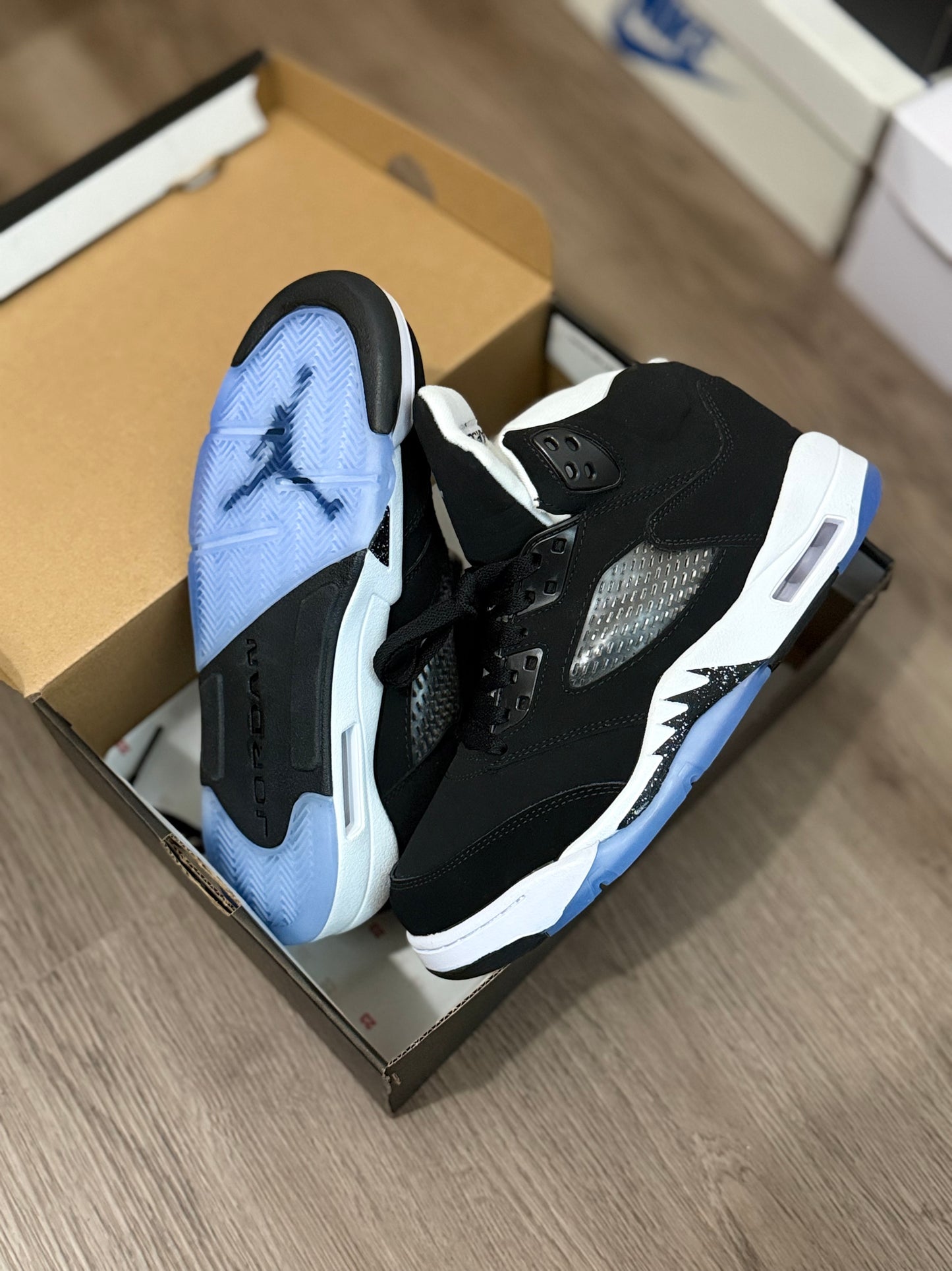 AIR JORDAN RETRO 5