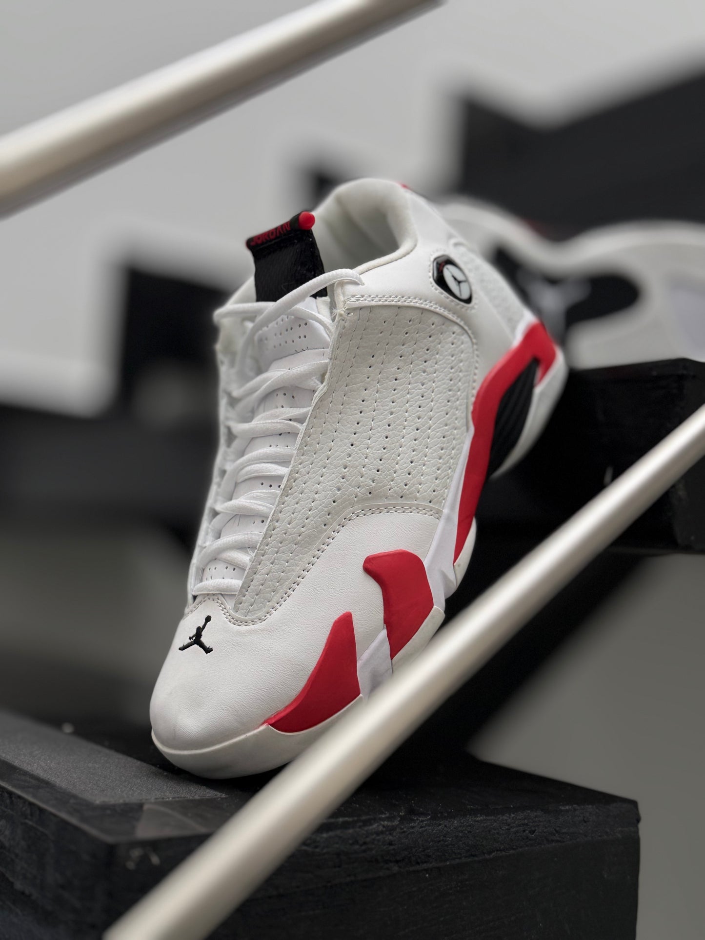 AIR JORDAN RETRO 14