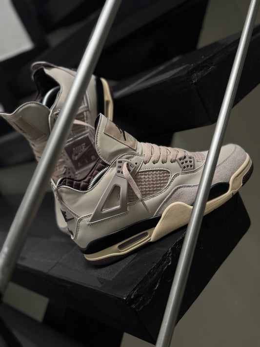 Air Jordan Retro 4