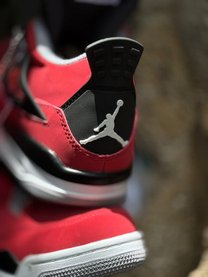 Nike Air Jordan Retro 4 Toro Bravo