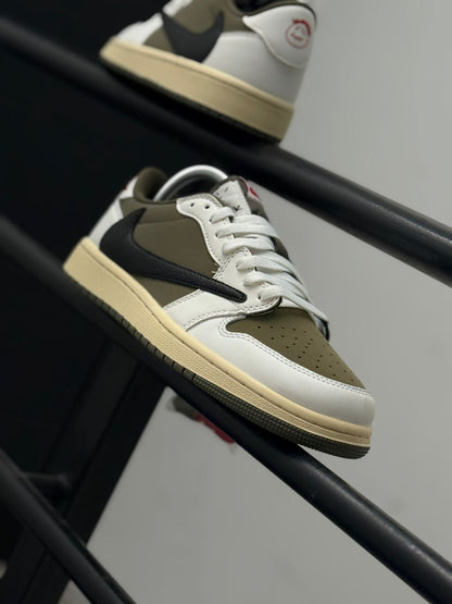 Nike Air Jordan 1 Low x Travis Scott "Medium Olive"