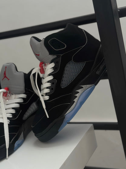 Air Jordan Retro 5 "METALLIC SILVER"