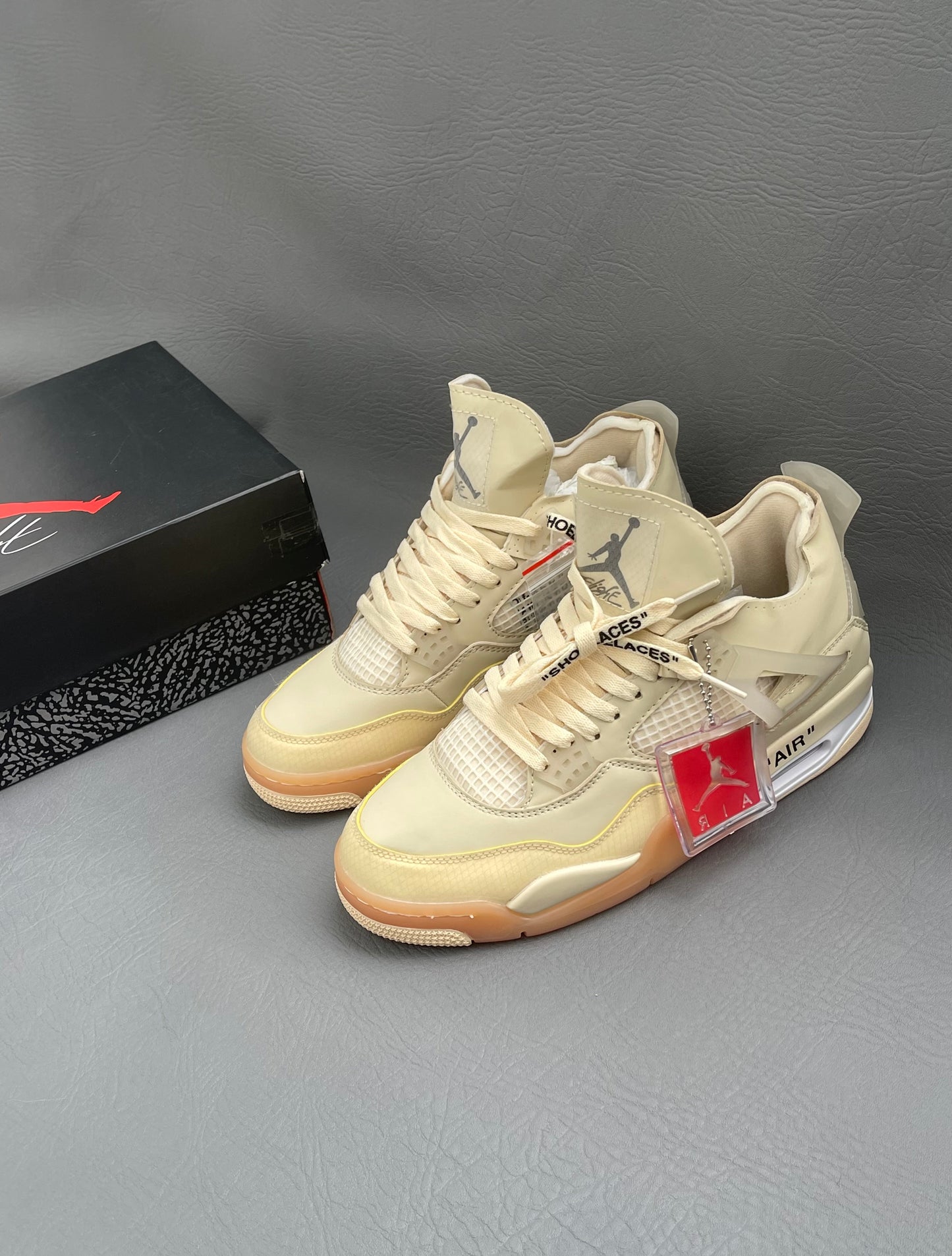 Jordan Retro 4 OFF WHITE