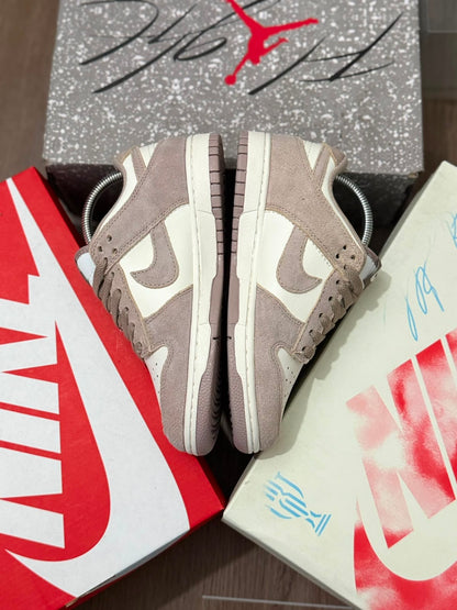 Nike Dunk Low Malt Gold