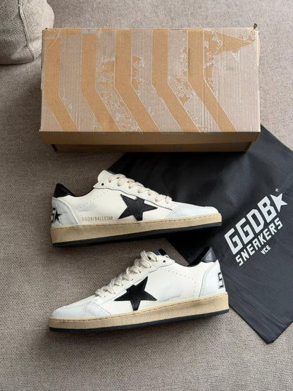 GOLDEN GOOSE