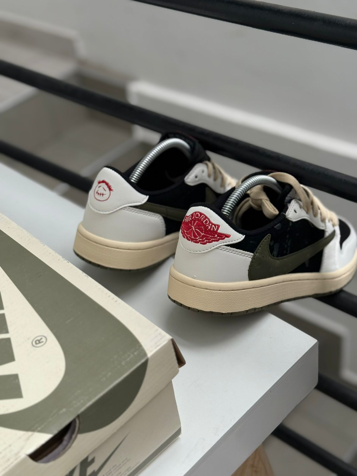 Nike Air Jordan 1 Low OG SP Travis Scott Olive
