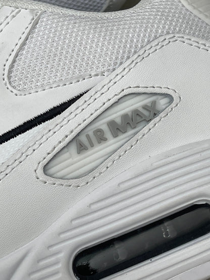 Nike Air Max 90 Outlined Swoosh