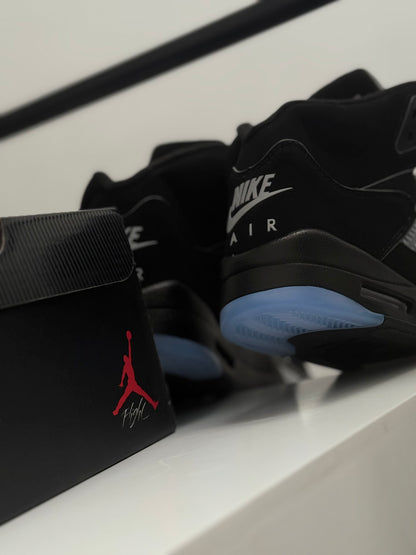 Air Jordan Retro 5 "METALLIC SILVER"