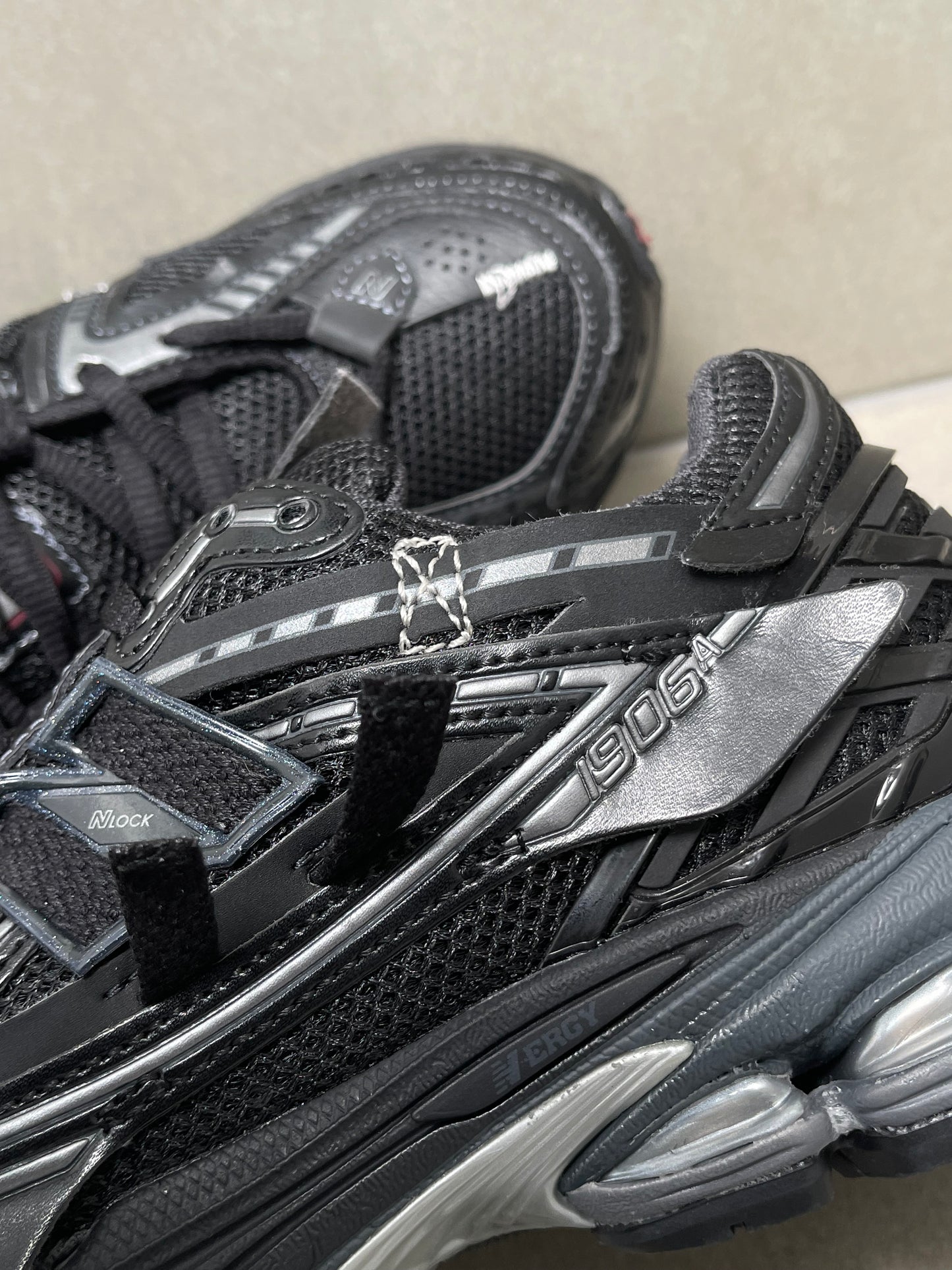 New Balance 1906R Black