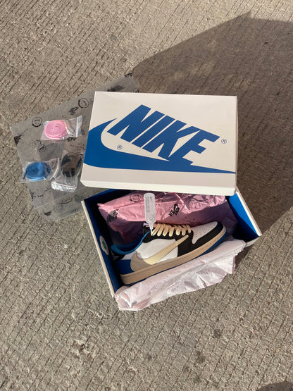 Air Jordan 1 Retro Low SP Fragment x Travis Scott