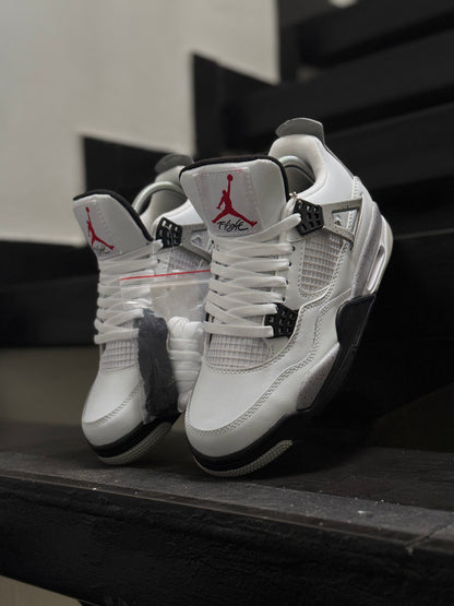 Air Jordan Retro 4 “ OREO”