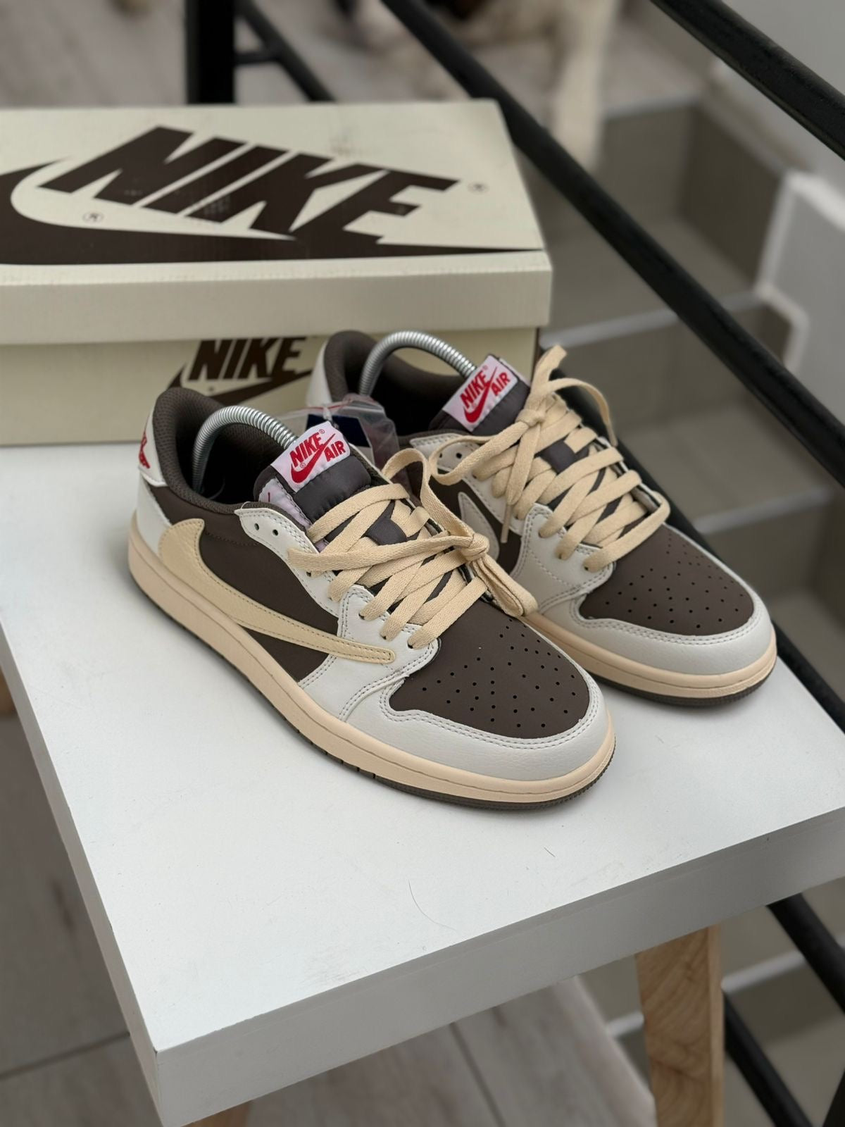 Nike Air Jordan 1 Low OG SP x Travis Scott "Reverse Mocha"