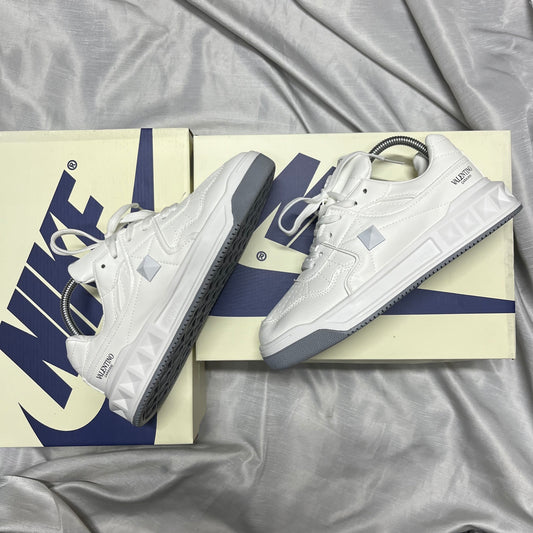 Valentino Diamante White and Grey (1.1)