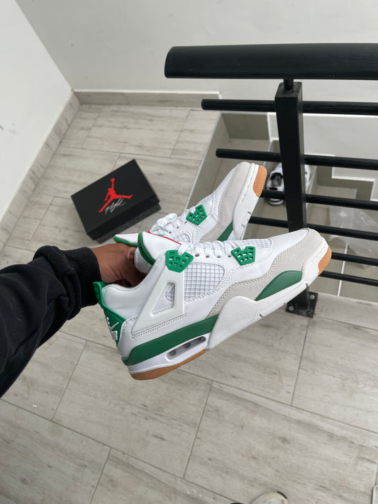Air Jordan Retro 4 SB 'Pine Green' (1.1)