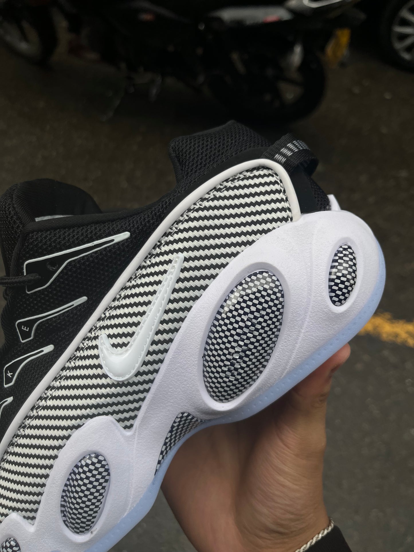 Nike Glide x NOCTA 'Black & White' (1.1)