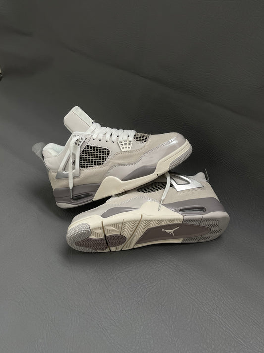 Jordan Retro 4 FROZEN