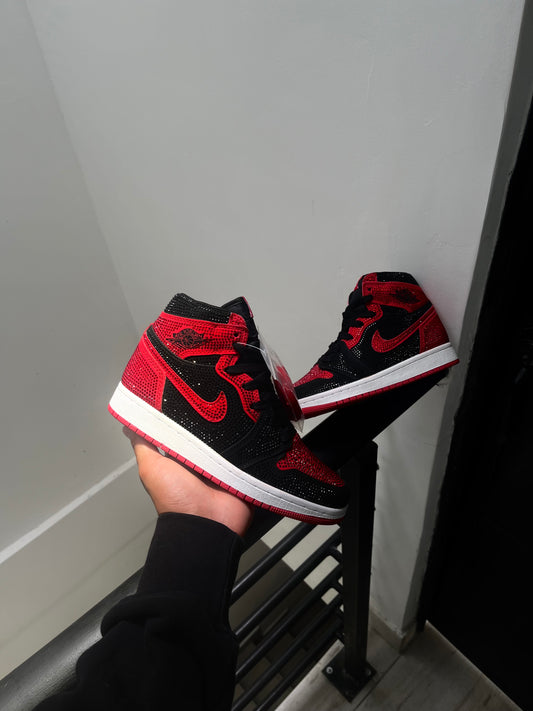 Jordan 1 Retro High con Pedrería