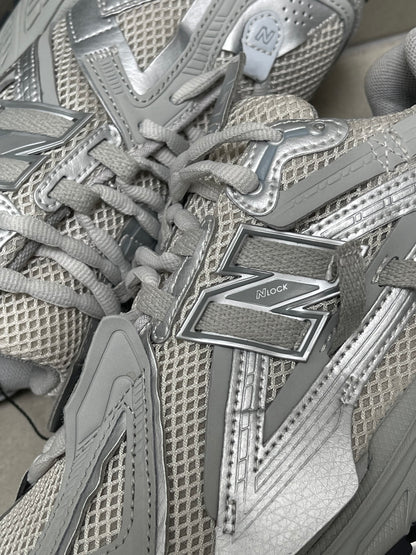 New Balance 1906R Grey