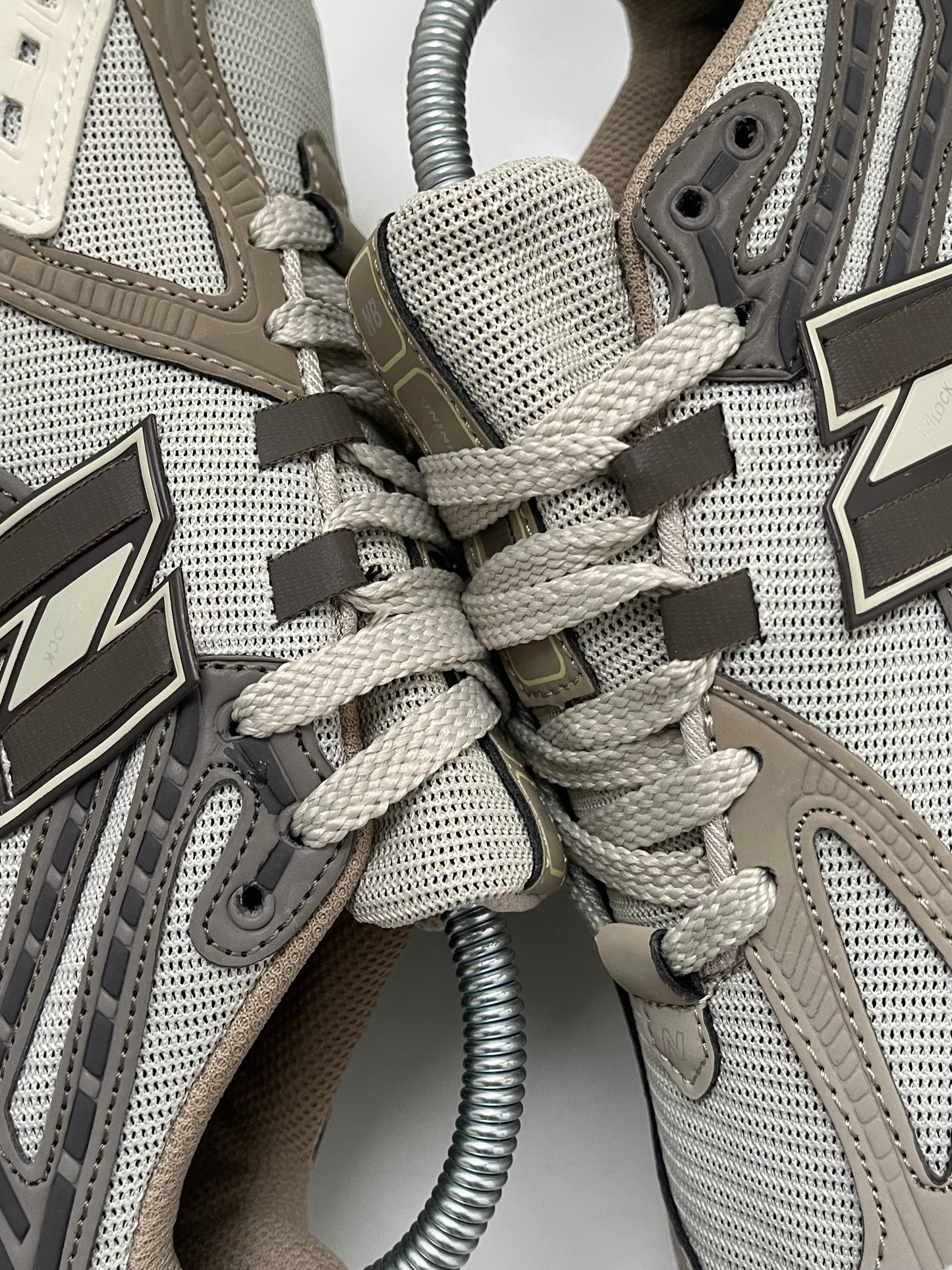 NEW BALANCE 1906A MOCHA