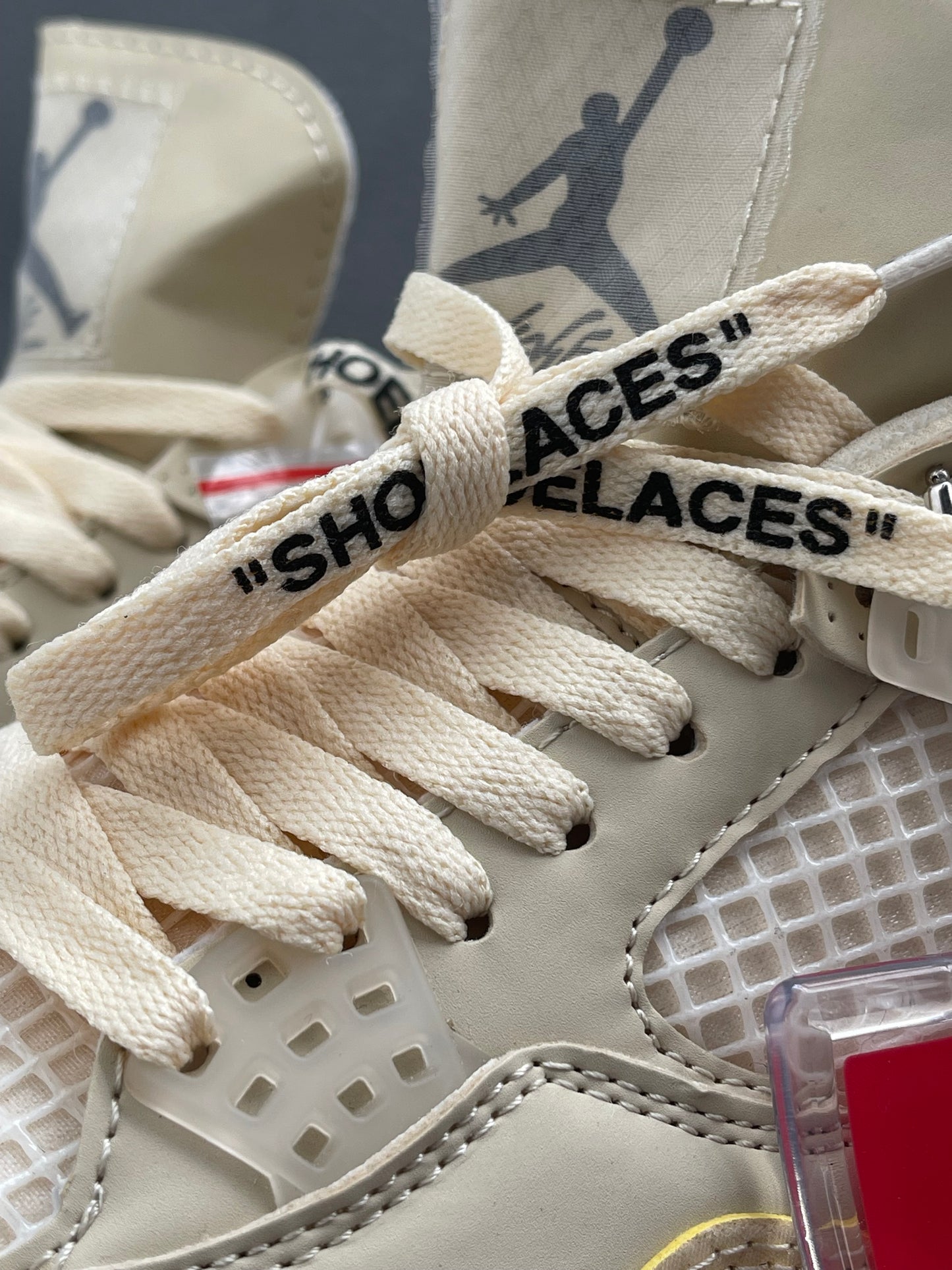 Jordan Retro 4 OFF WHITE