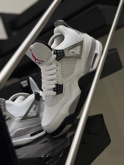 Air Jordan Retro 4 “ OREO”