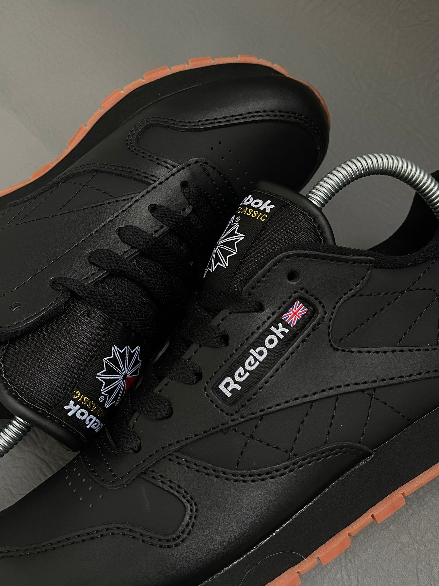 Rebook Classic